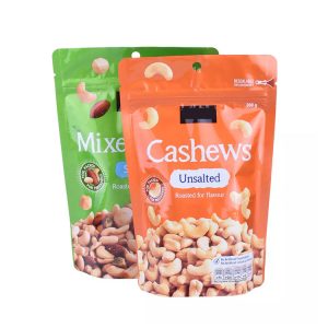 Re-sealable packaging bag for dried fruits